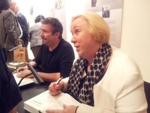 Käthe Kollwitz Musem Keulen Sonya en Yury Winterberg signeren biografie foto Wilma Lankhorst