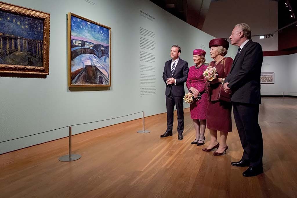 Prinses Beatrix en Koningin Sonja Munch en Van Gogh