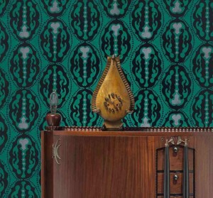 Wonen in2016_ de Amsterdamse School Stedelijk Museum_dressoir en klok Michel de Klerk_foto Erik en Petra Hesmerg