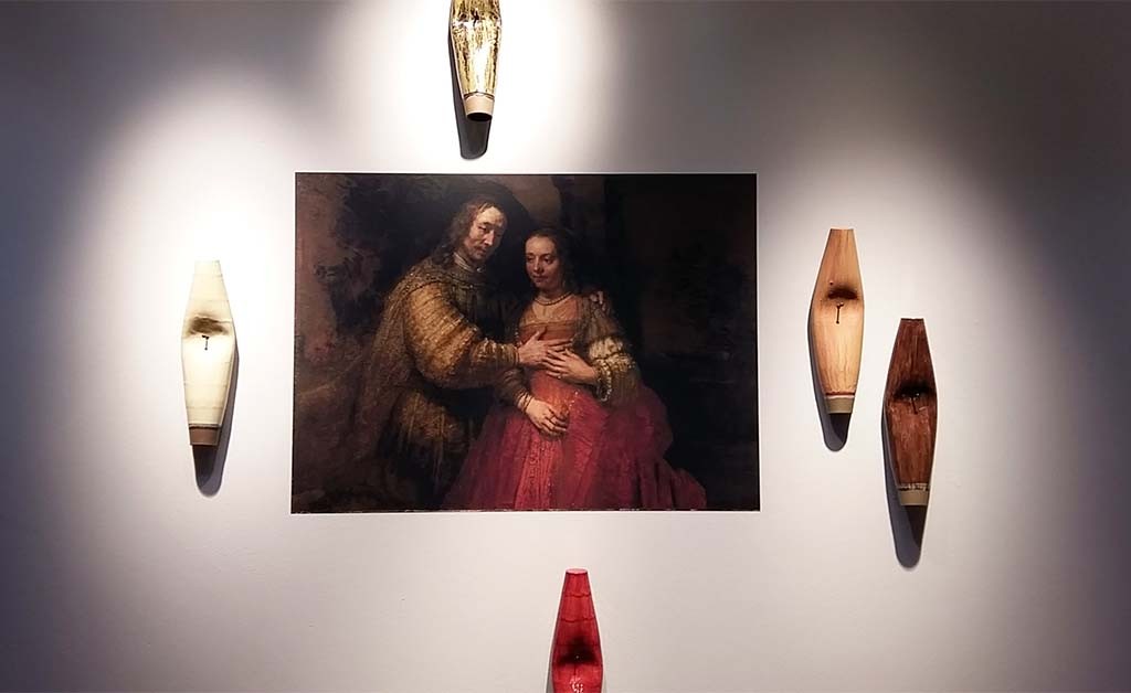 Leiden RembrandtLAB kleurproeven op ceramiek bij Joods bruidje Rembrandt - Ontwerpduo Kolk en Kusters