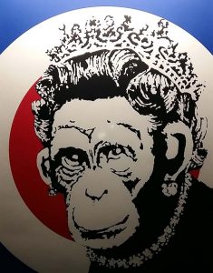 The-art-of-Banksy-Monkey-Queen-2003-Banksy-foto-Wilma-Lankhorst