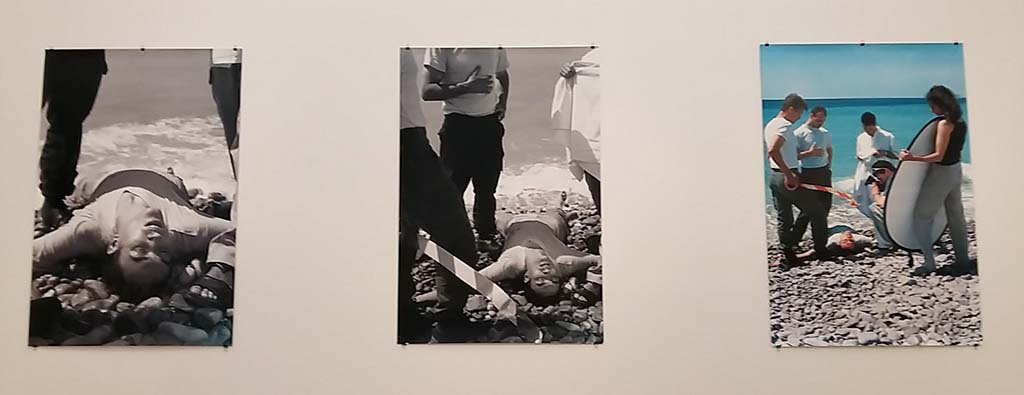  Migratie-in-de-kunst-serie-de-wereld-behoort-aan-hen-die-vroeg-opstaan-2002-@-Barbara-Vissers-coll-Stedelijk-foto-Wilma-Lankhorst