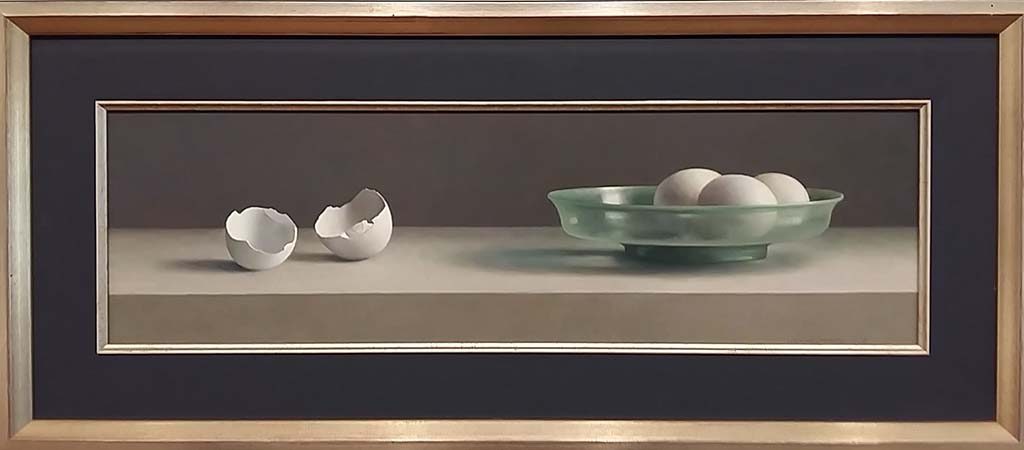de serene blik Romeins-glas-met-eierschalen-1998-©-Henk-Helmantel-foto-Wilma-Lankhorst