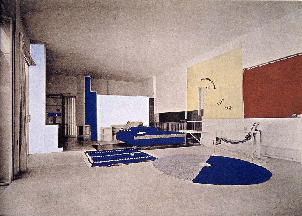 Metz_Eileen-Gray_intérieur-du-living-room_-Maison-en-bord-de-mer_1929.