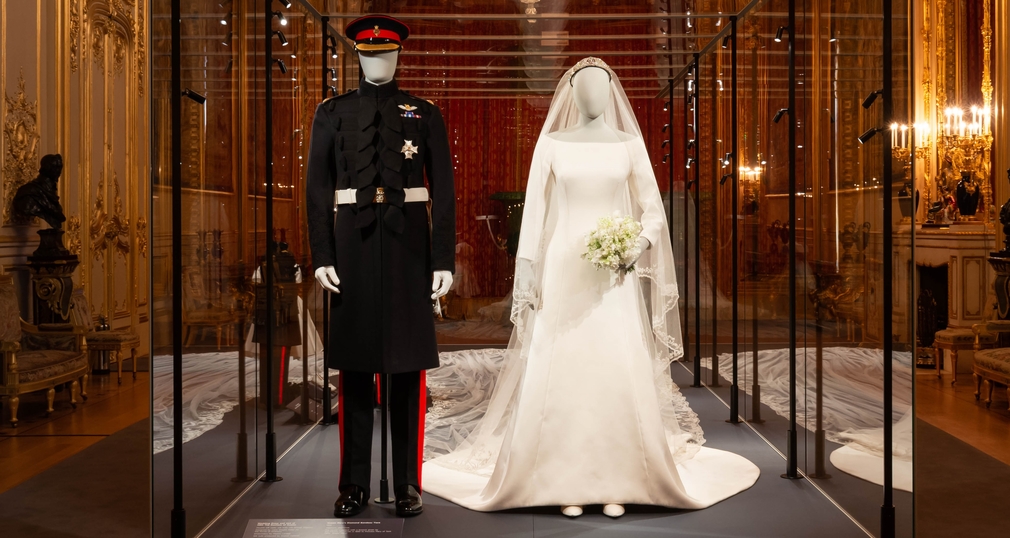 Windsor-Castle-vitrine-a-royal-wedding
