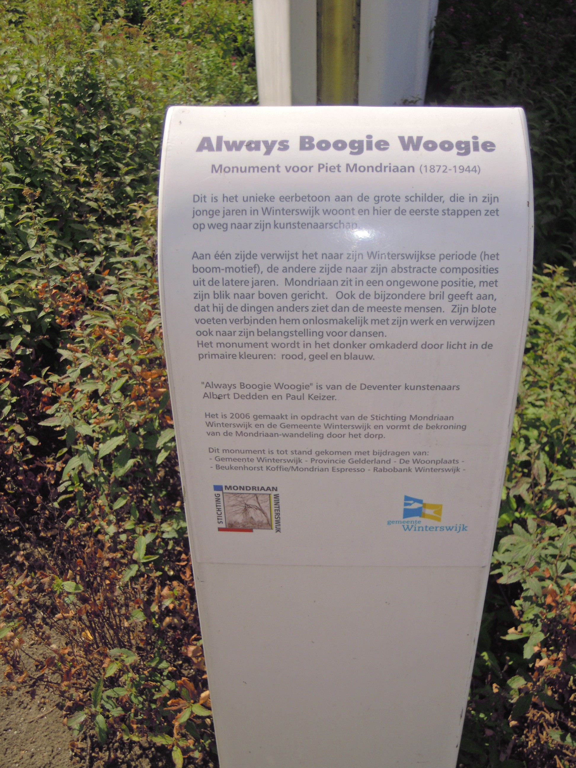 Winterswijk-Always-Boogie-Woogie-door-Albert-Dedden-en-Paul-Keizer-2006-eerbetoon-aan-Piet-Mondriaan-
