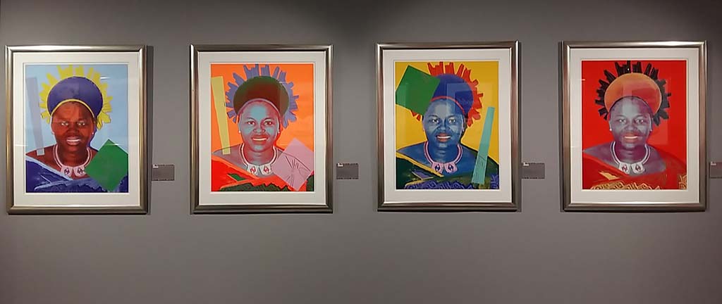 Andy-Warhol-Beurs-van-Berlage-Amsterdam-serie-Reigning-Queens-Koning-NtombiTwala-van-Swaziland-1985-foto-Wilma-Lankhorst