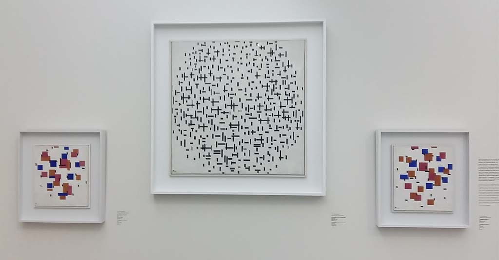 Mondriaan-drieluik-Compositie-10-in-zwart-wit-foto-Wilma-Lankhorst