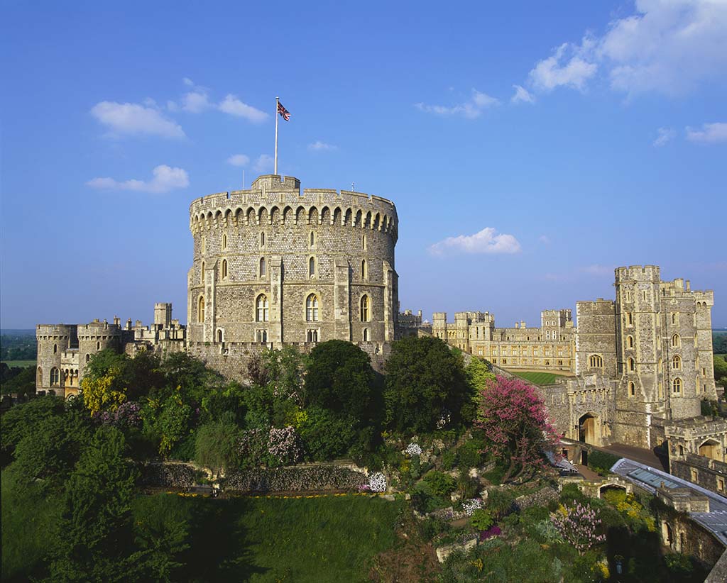 Windsor Castle Round Tower© Royal Collectiuon Trust