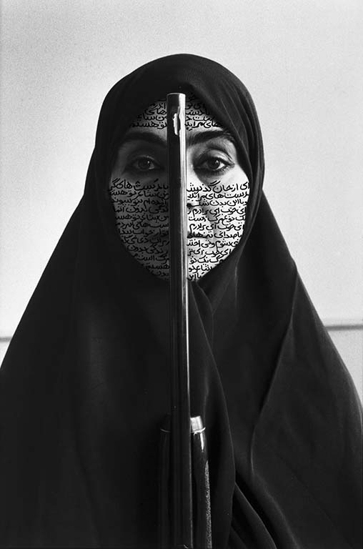 Rebellious-Silence-Women-of-Allah-1994-foto-Cynthia-Preston-©-Shirin-Neshat-courtesy-de-kunstenaar-en-Gladstone-Gallery