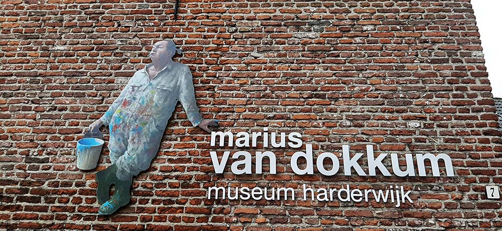 Marius_van_Dokkum_museum_buiten © foto Wilma_Lankhorst