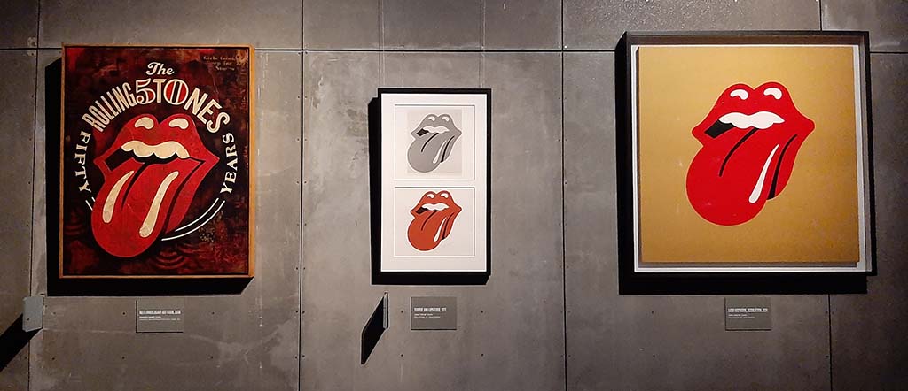 Rolling_Stones_9_ Het iconische logo l. Stephard Fairey m. en r. John Pasche © foto Wilma_Lankhorst