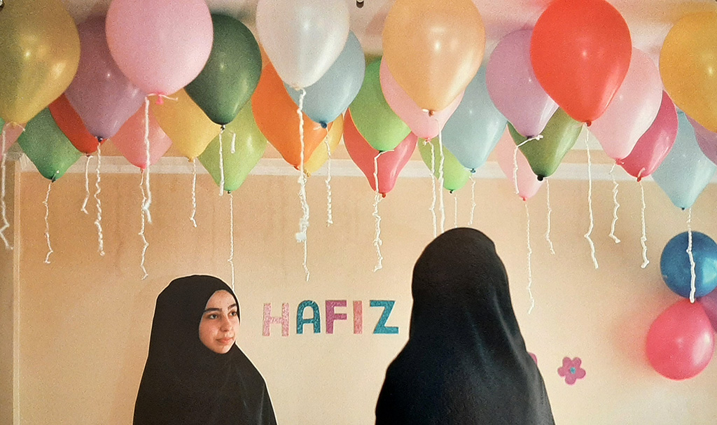 Hafiz_Klaslokaal versierd voor de afstuderende studenten (2017) © Sabiha_Cimen detail © foto Wilma_Lankhorst