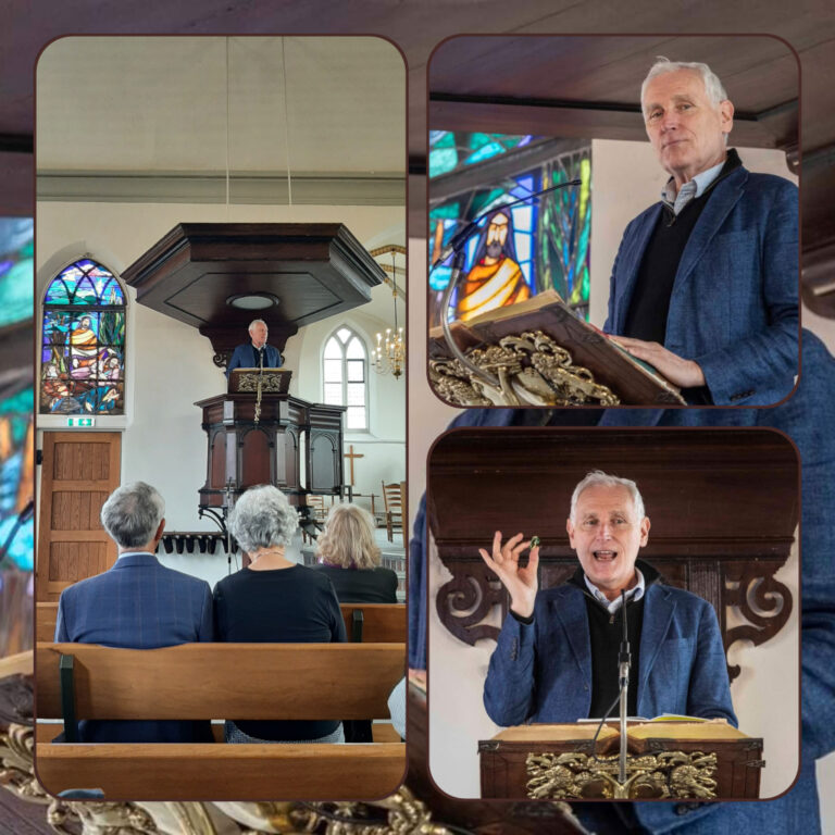Almen Arthur Japin op de kansel van het kerkje in Almen © collage Wilma Lankhorst