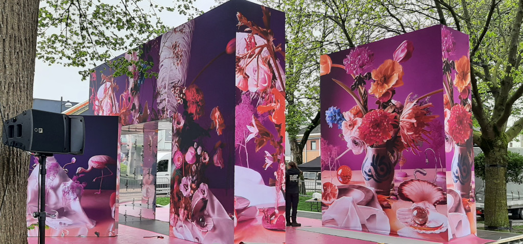 Louise_te_Poele Gateway to the unexpeced (2025-Koningsdag Doetinchem) ©-Louise te Poele © foto Wilma_Lankhorst
