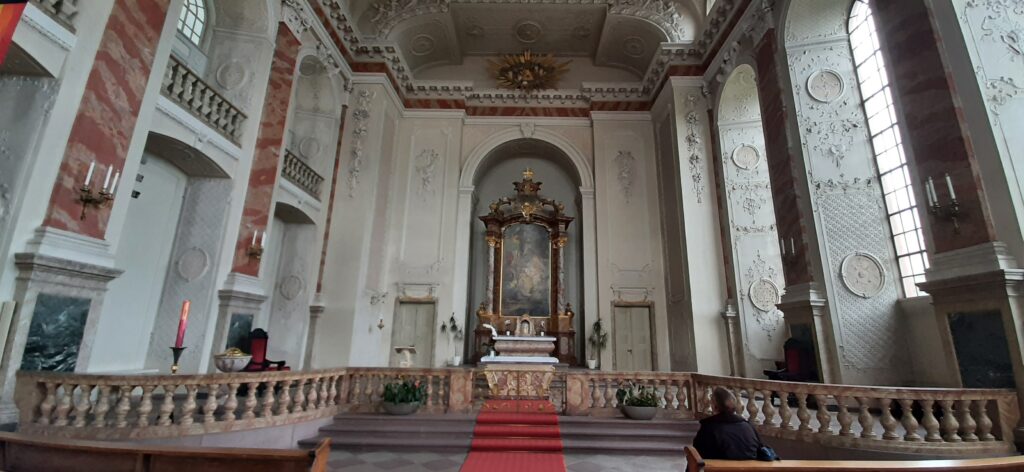 Mannheim_3 De hofkerk (1874) naast het Barockschloss Mannheim © foto Wilma_Lankhorst