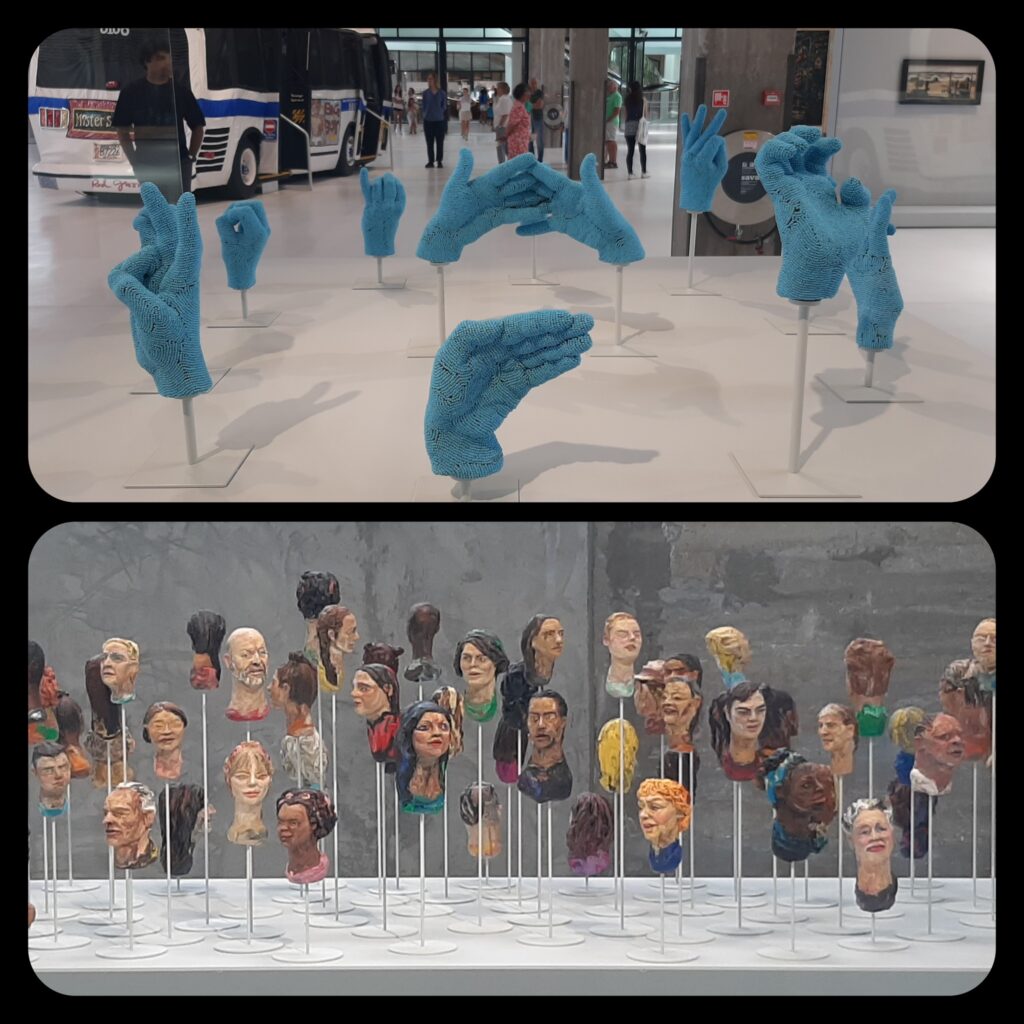 Fenix. Hands (2021-2023) © Beya Gille Gacha en Where are we going (2020-2022) © Efrat Zehavi © foto's Wilma_Lankhorst.jpg