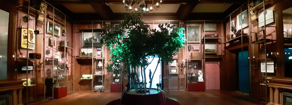 Drents Museum De entree van Labyrinthia lijkt op een Wunderkammer © foto Wilma_Lankhorst