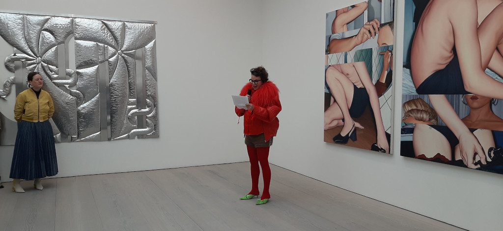 Saatchi Openingsspeech Louise te Poele © foto Wilma_Lankhorst