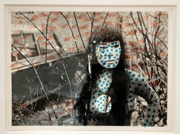 ayoi Kusama Self-Obliteration (zelf vernietiging, 1967) © foto Harrie Verstappen.