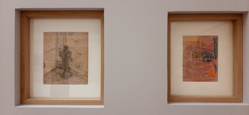 Yayoi_Kusama Twee bewaard gebleven kindertekeningen van Kusama © Yayoi Kusama © foto Wilma_Lankhorst