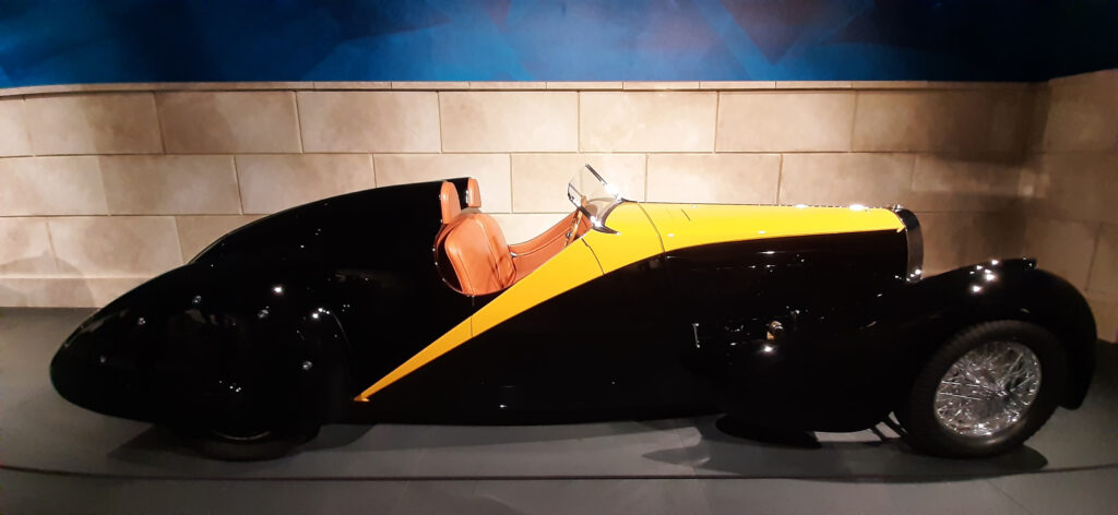 Louwman Bugatti 57 Roadster Grand Raid Gangloff (Fr 1934) © foto Wilma Lankhorst.